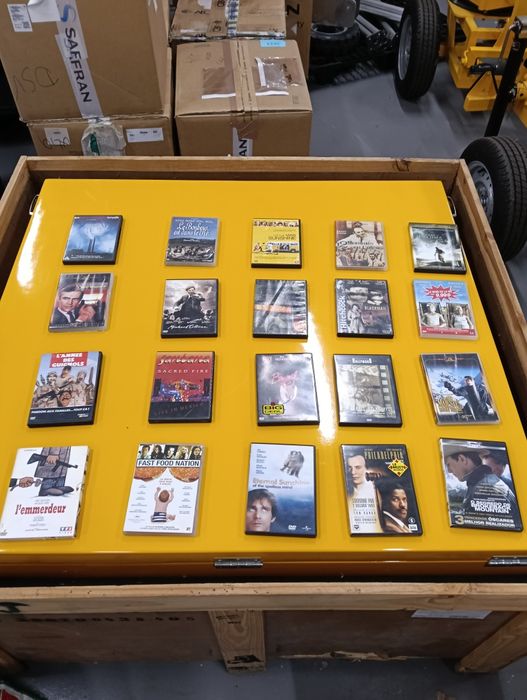 DVDs CDs coleção franceses/inglês/Português/comédia/Romance/Ação