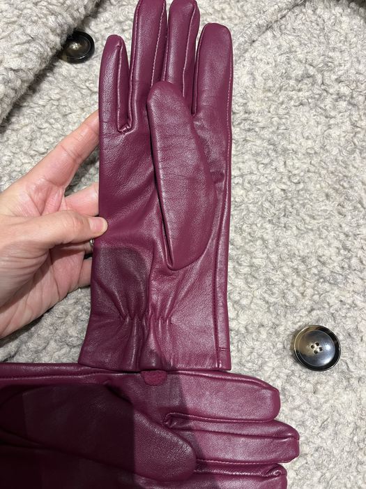 Нові шкіряні рукавиці