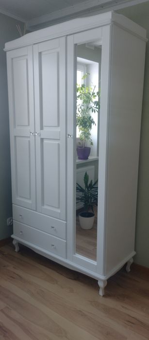 Zestaw stylowych mebli do sypialni