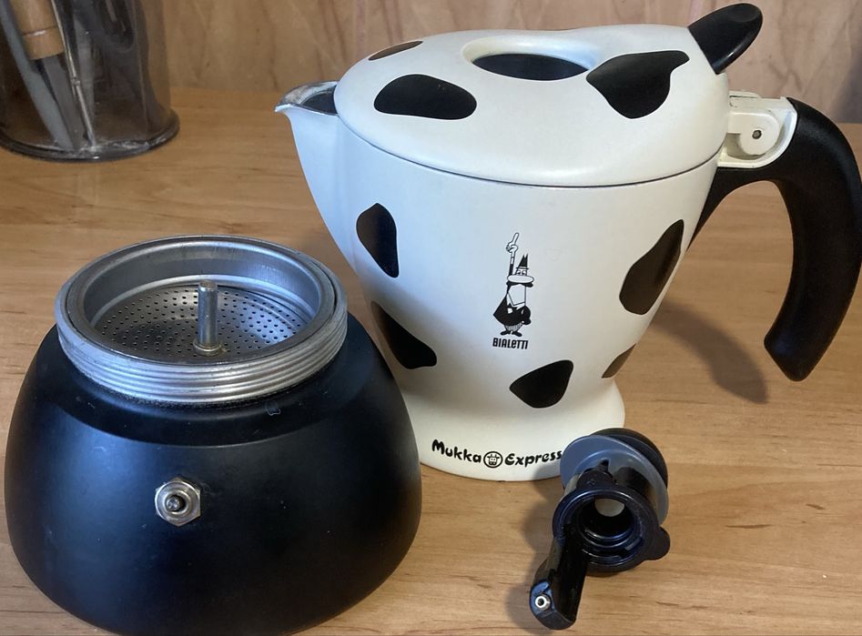 Гейзерна кавоварка Bialetti Mukka