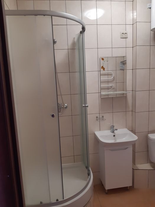 Строкача 9, квартира-студія для ОДНОГО.швидкісний Дзюби (Сосніних