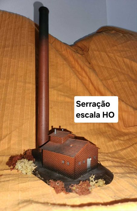 Serração á escala HO