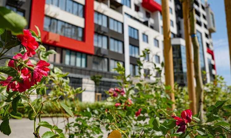 1к квартира 44.4 кв.м в ЖК Таїровські сади з чорновим ремонтом! 1 будинок, засклений балкон. Вид у двір