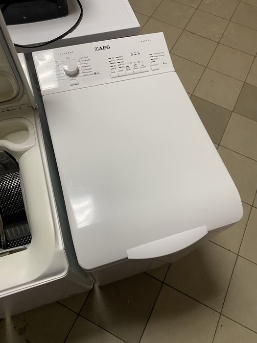 Вертикальная стиральная машина AEG 6 kg mod L51060TL