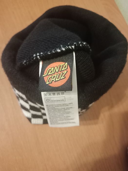 Santa Cruz шапка