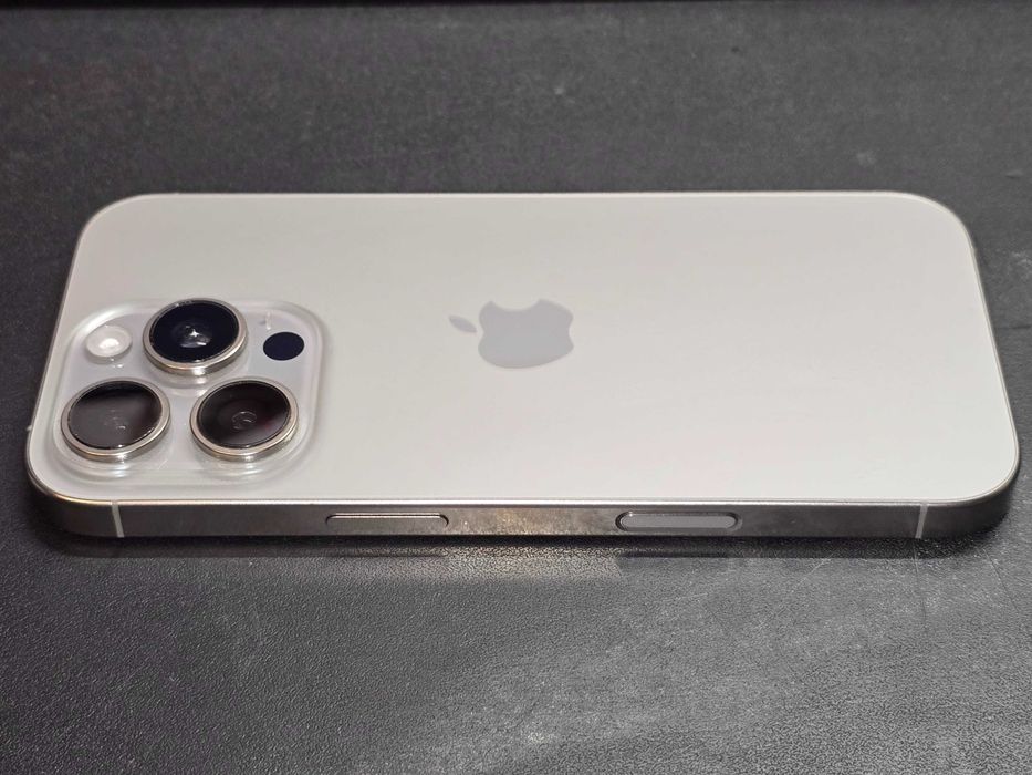 Używany - Apple iPhone 16 Pro 128GB Tytanowy - GSM Baranowo