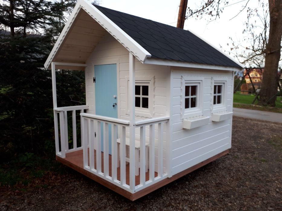 domek drewniany dla dzieci place zabaw