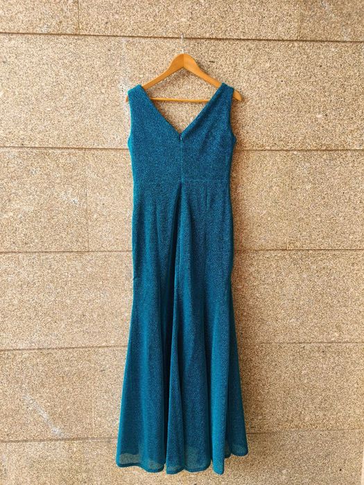 Vestido de Festa Azul Turquesa com Brilhantes | Decote V | Tam. Único (M/L), Novo