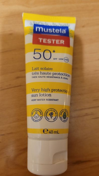 Mustela Mleczko przeciwsłoneczne