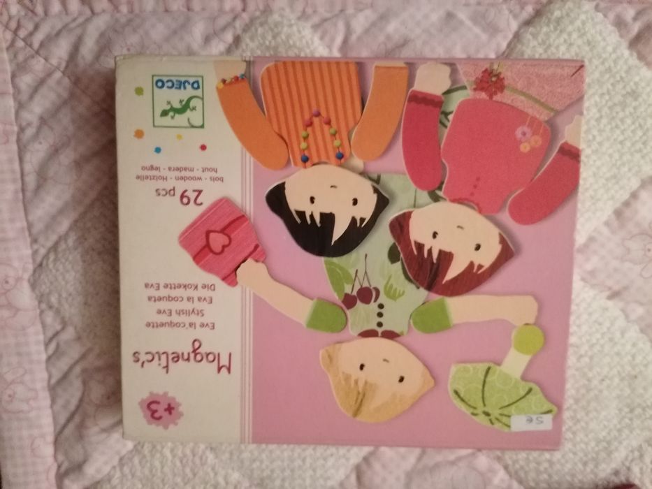 Puzzles educativos diversos letras, números e contas