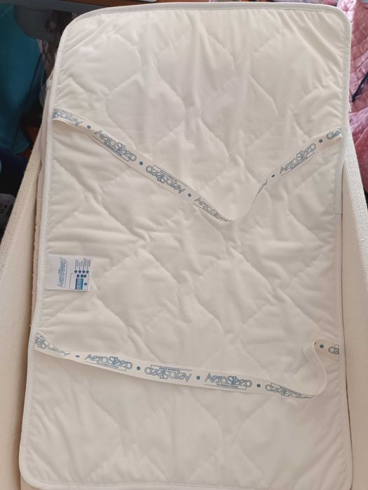 Berço moisés com colchões