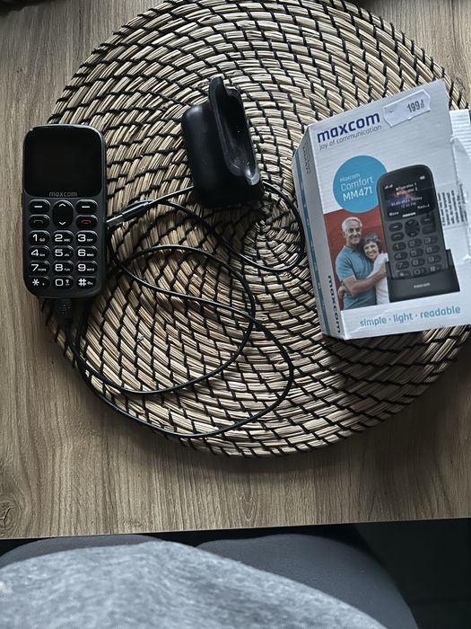 Telefon maxcom MM471