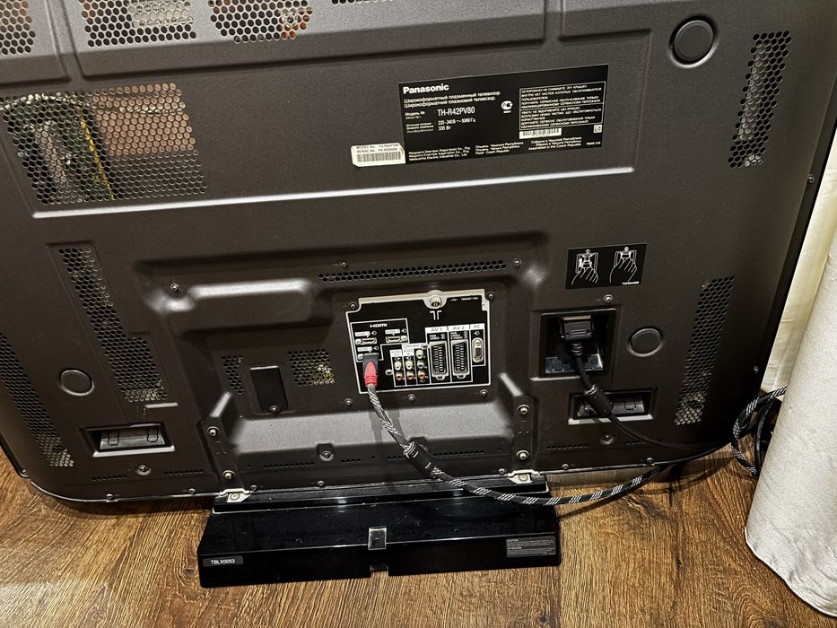 Телевизор Panasonic Viera 42