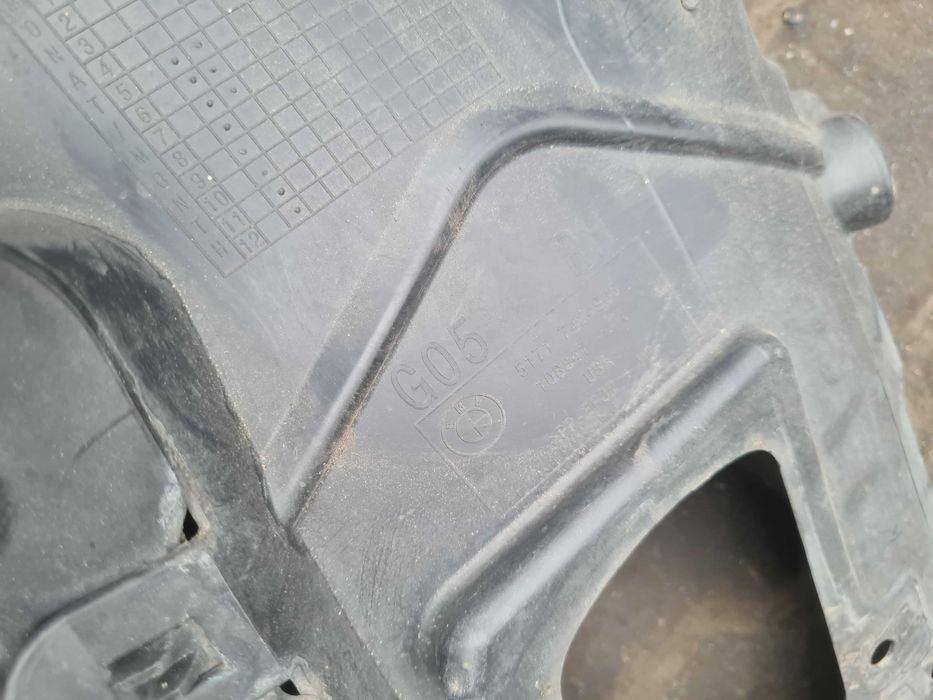 BMW X5 G05 3.0d nadkole przednie prawe kompletne 20r
