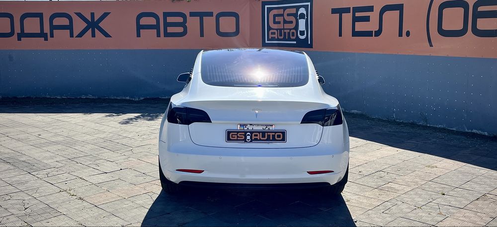 Продам Tesla 3.