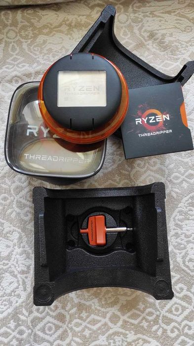 Threadripper 1950x 16-core/32-thread , Boost 4000GHz, sTR4