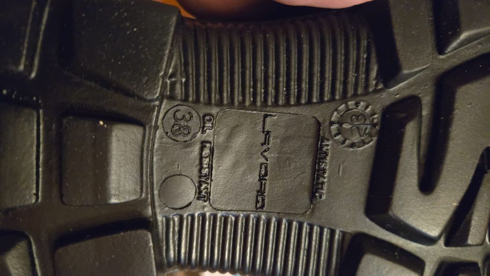 Botas trabalho novas