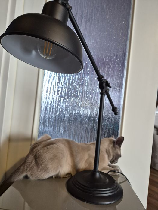 Lampa nocna w stylu loftowym