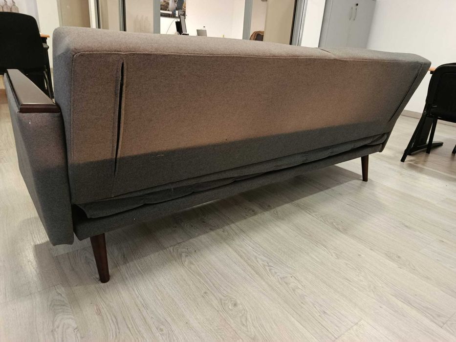 Sofá cama - quase sem uso