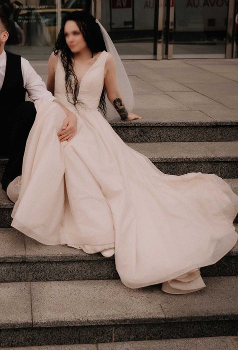 Весільня сукня, Свадебное платье