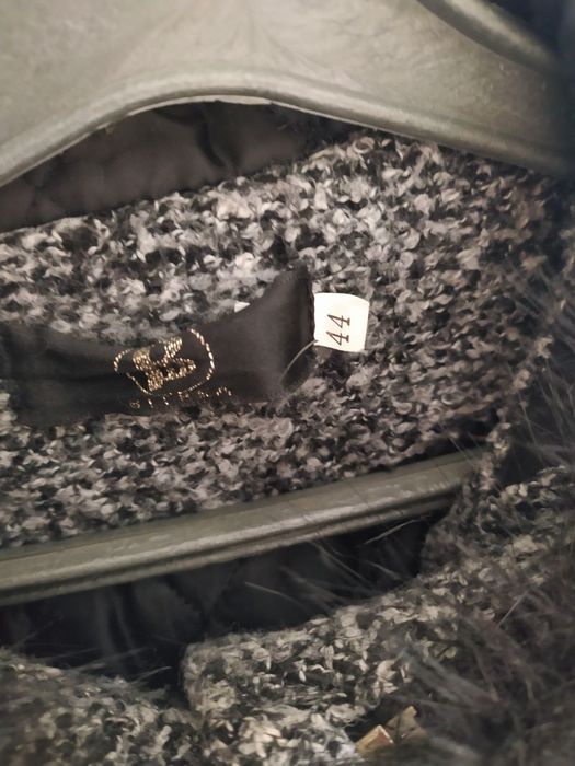 Зимове пальто жіноче