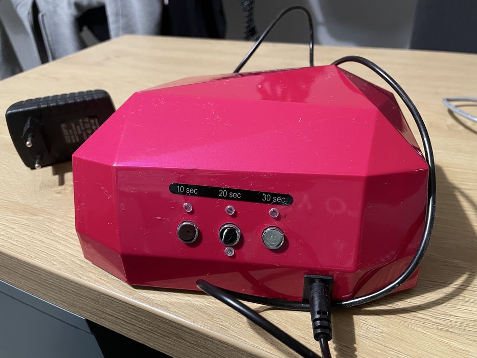 Lampa UV do paznokci