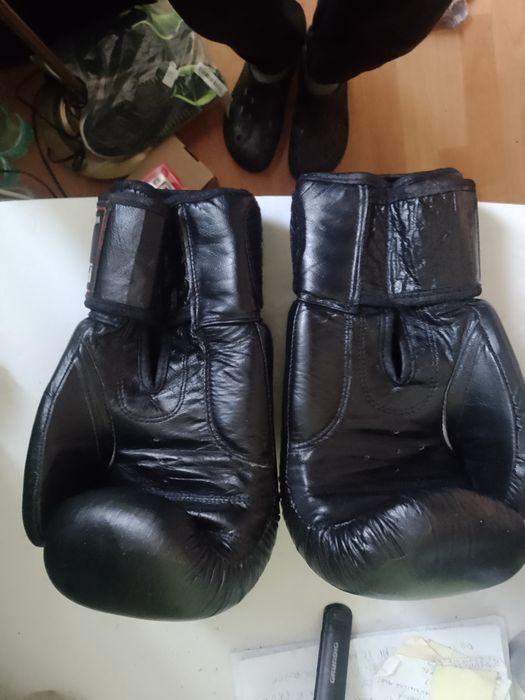 Rękawice bokserskie12