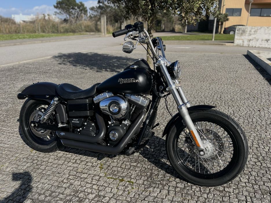 Harley Davidson Dyna Street Bob de 2011 Apenas 9.000 km