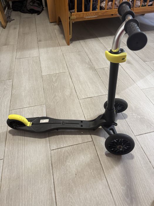 Trotinete Infantil 3 Rodas Oxelo B1 (Decathlon) – Preto/Amarelo