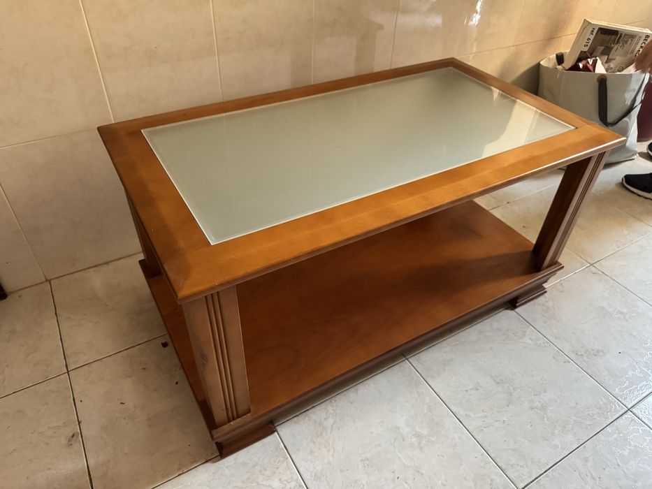 Mesa de centro cerejeira