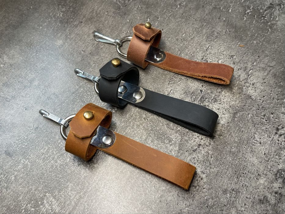 Шкіряний тренчик підвіс для штик ножа/ багнет ножа з карабіном
