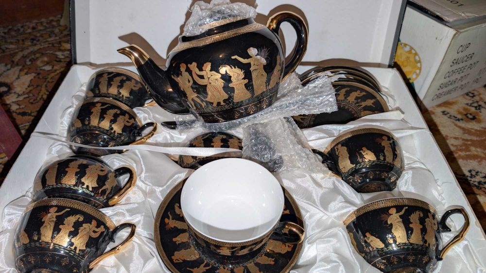 Чайний сервіз стильний чорний CANOVA 8 персон