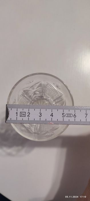 Кришталеві рюмки стакани