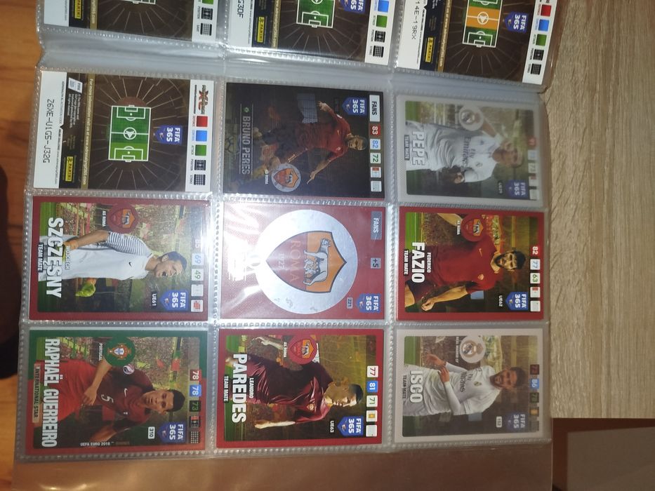Karty piłkarskie panini 360