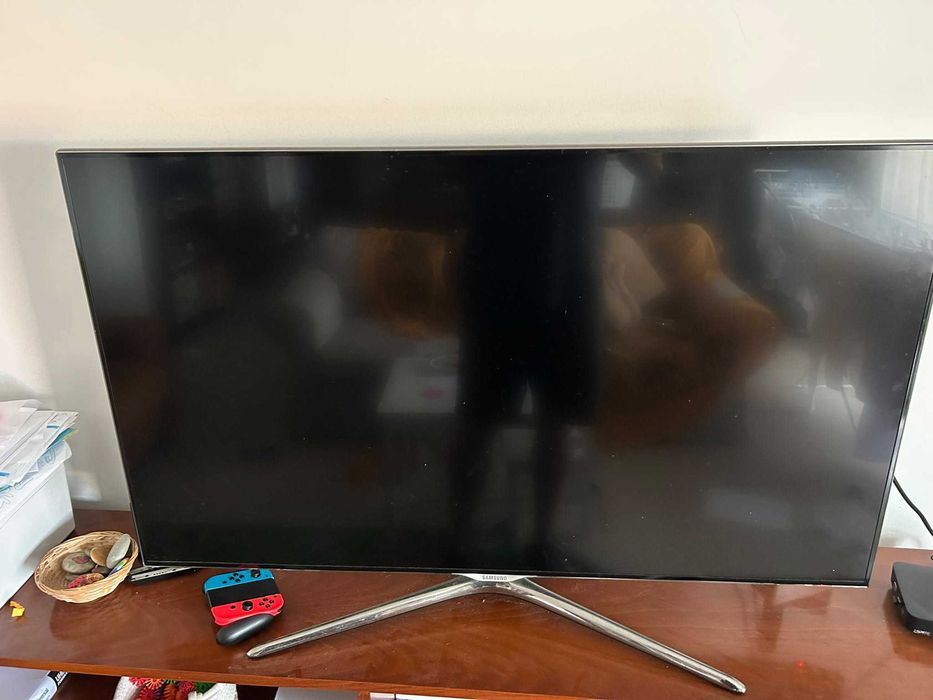 Samsung 46" F6640 Smart TV 3D – Estado Impecável