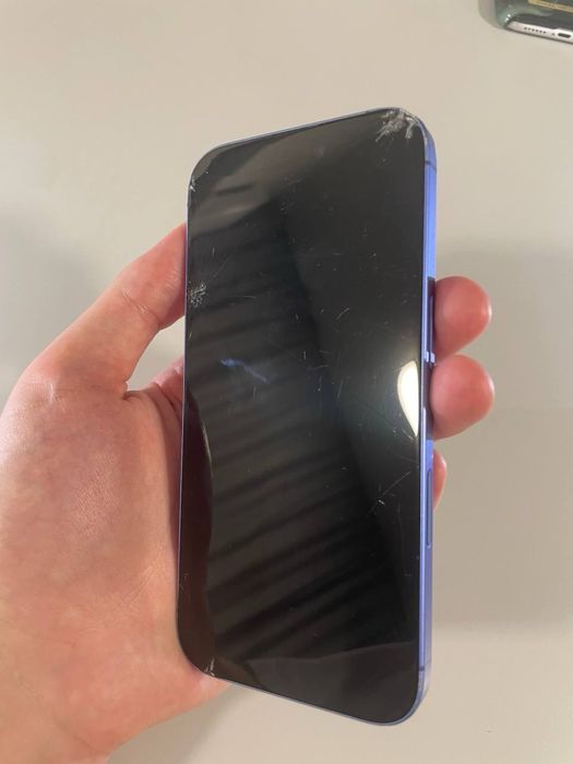 Продаю iphone 16 128gb 93%