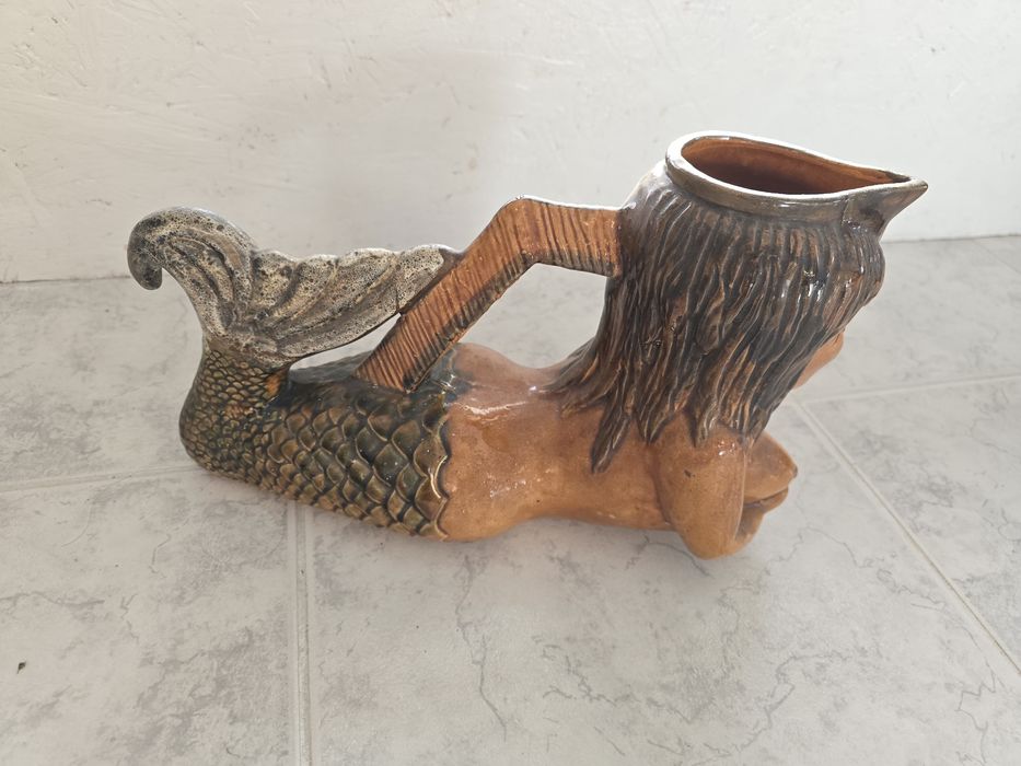 Jarro Antropomórfico Sereia