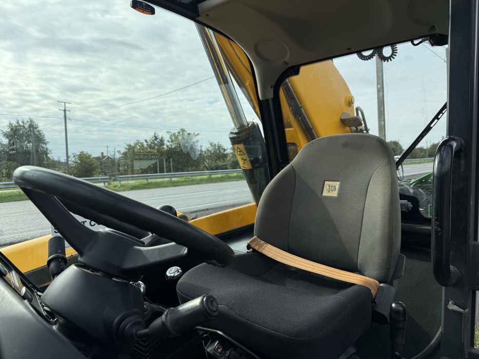 JCB 540-140 телескопічний навантажувач