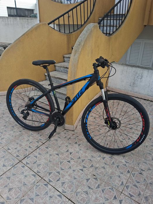 Bicyclette presque neuve