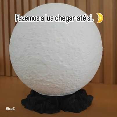 Candeeiro de mesa com iluminação LED - NOVO Ref: LUA445448228428861441