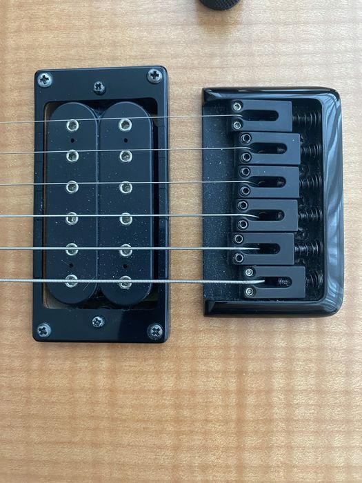 Godin Redline II (SH1 / SuperDistortion)