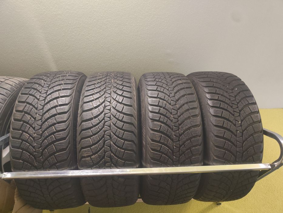 4 opony zimowe Kumho WinterCraft WP71 225/45/R18