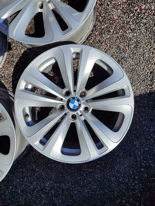 Диски BMW. R-18. 5×120. ET-30. Dia-72.6 J-8