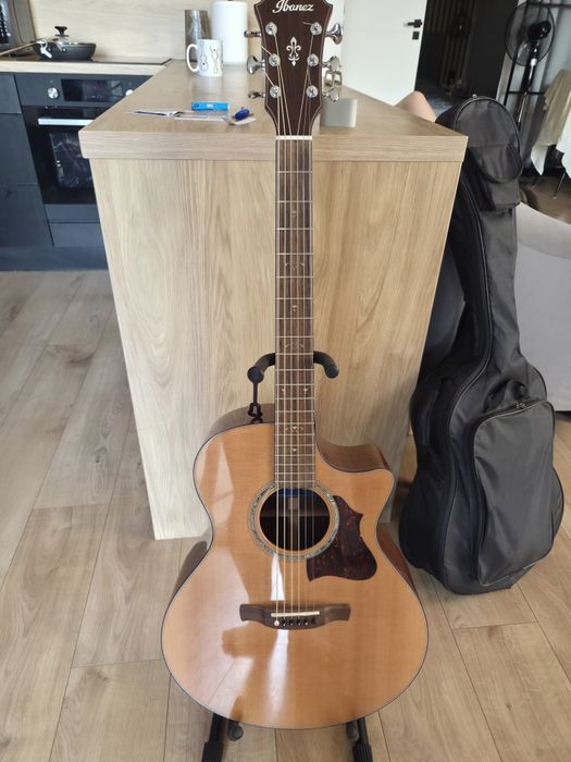 Ibanez AE1-NT (Japan, Artist exclusive, all solid)
