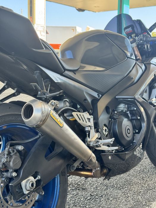 Suzuki GSXR 1000 K8