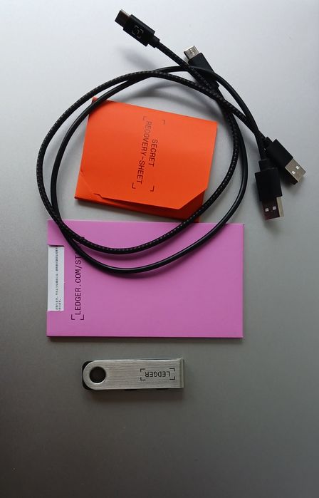 Ledger Nano S Plus - Nova, Nunca Usada64297524759682120