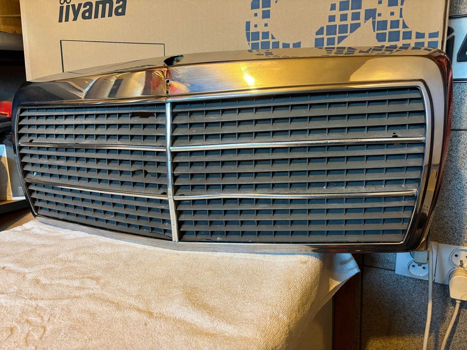 Gril Atrapa  MERCEDES W201 190