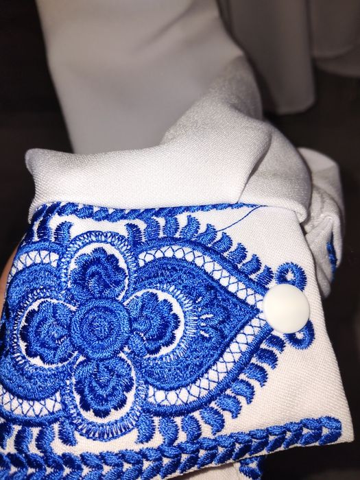 Вишиванка чоловіча/сорочка вишита для чоловіка