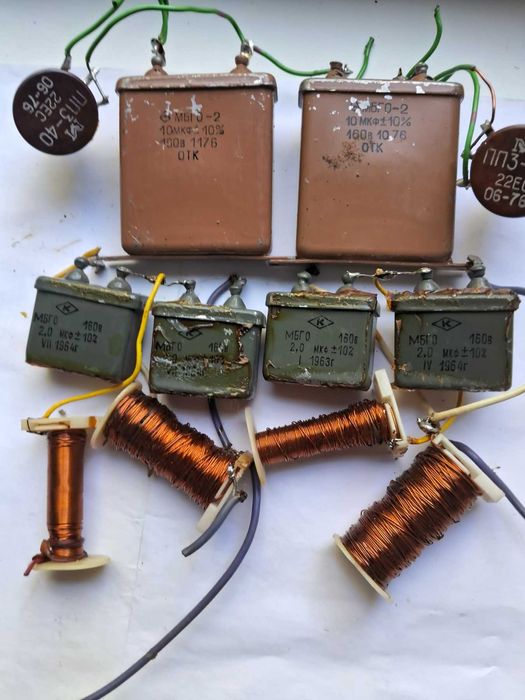 Продам динамики б/в. Ціна за усі. Можливий продаж окремо.