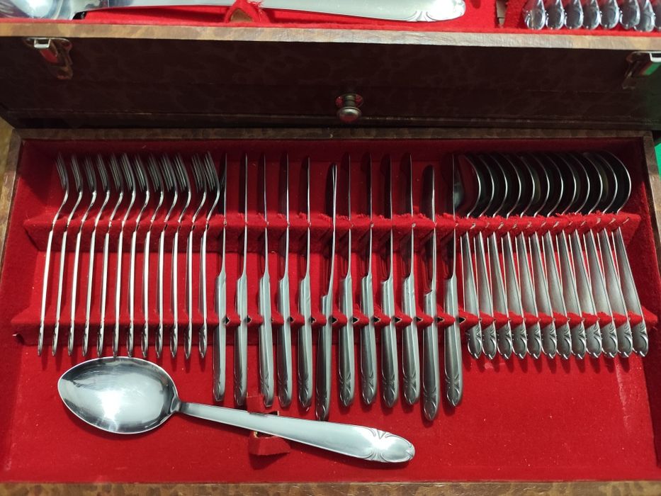 Faqueiro completo com caixa